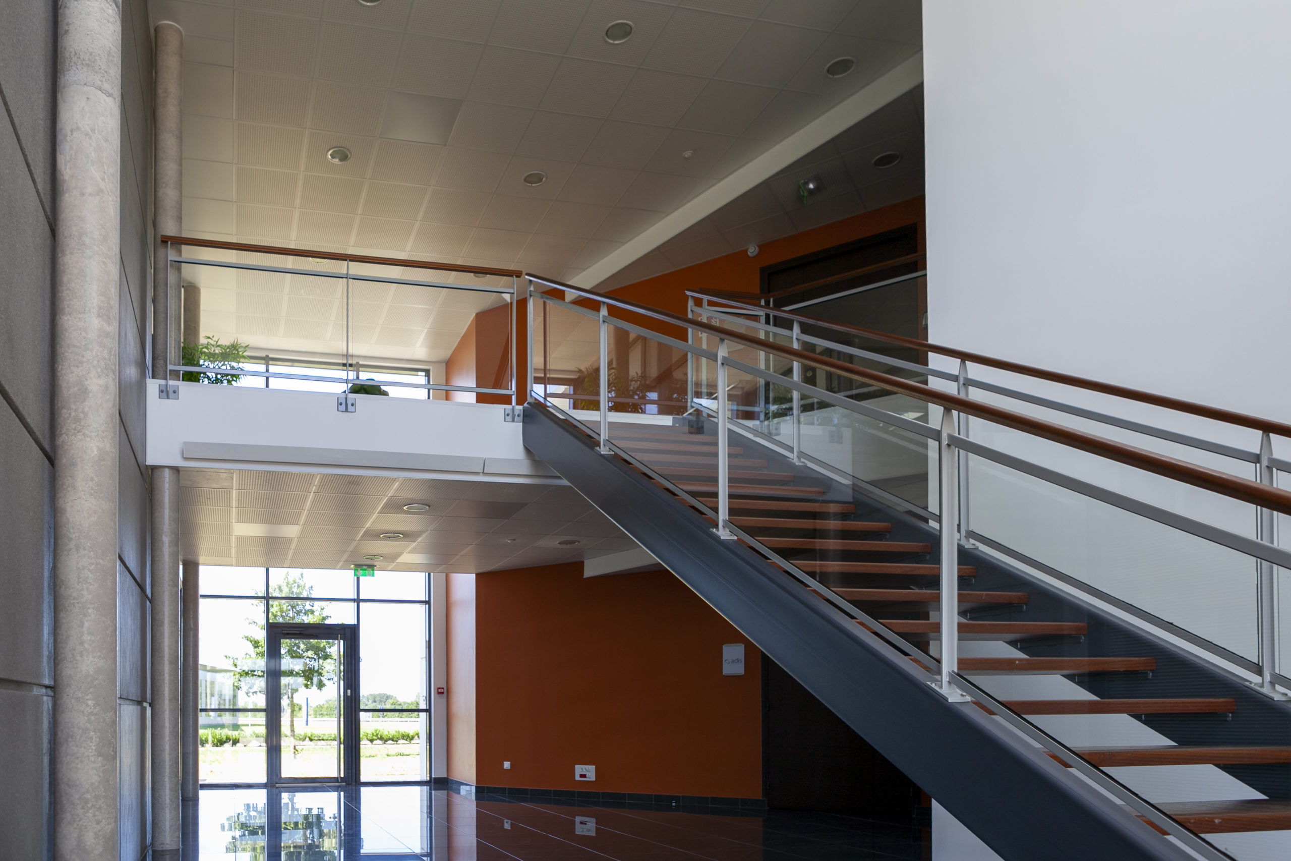 Understanding Mezzanine Services